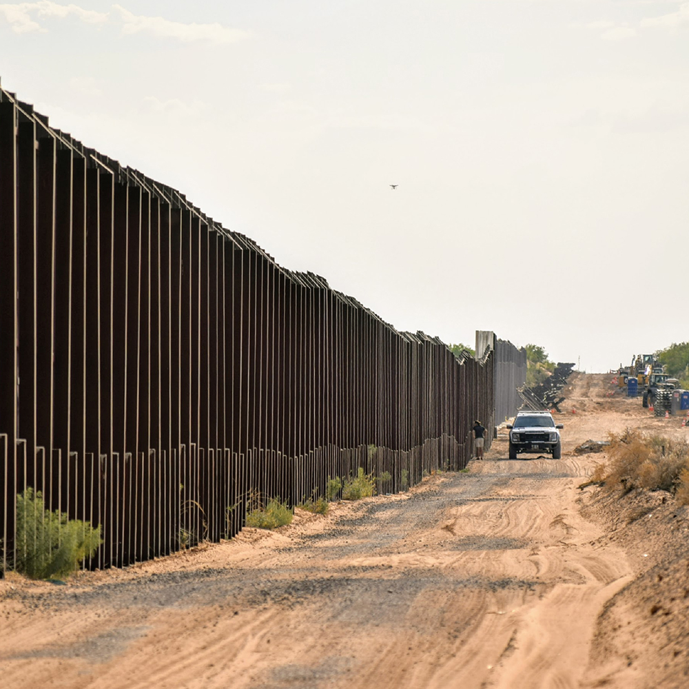 Wall between US and Mexico